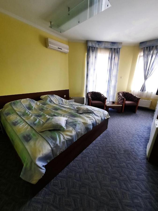 Motel Tiron Kakanj Eksteriør bilde