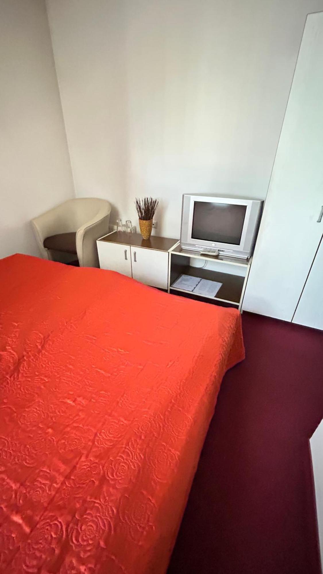 Motel Tiron Kakanj Eksteriør bilde